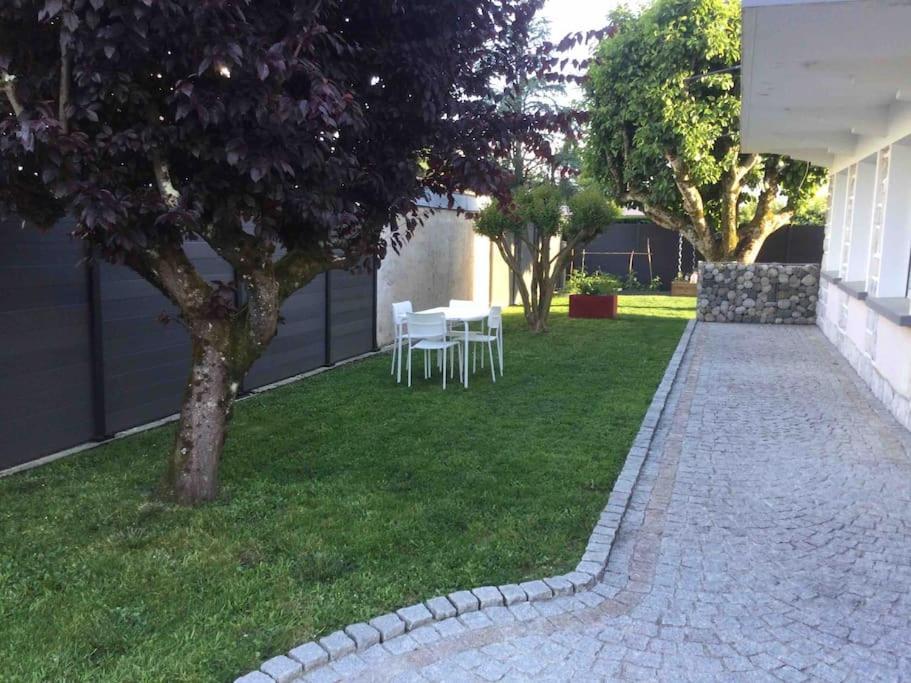 Appartement Dans Villa По Экстерьер фото